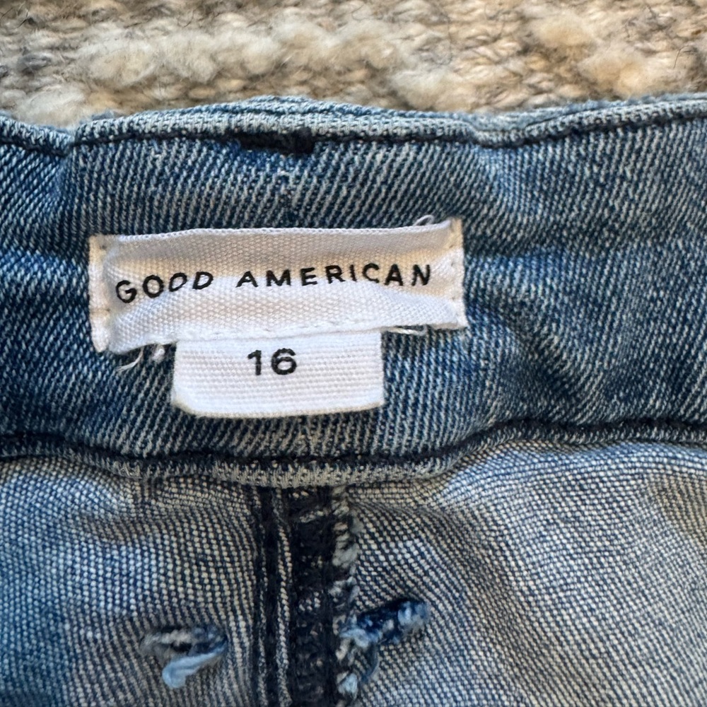 NWT GOOD AMERICAN ALWAYS FITS GOOD LEGS STRAIGHT JEANS - Picture 6 of 8